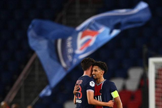 西蒙斯从背伤中完全康复 将无限制参加训练营